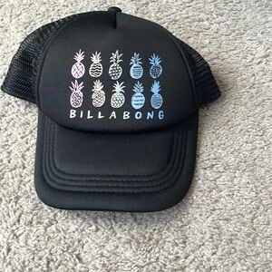 Girls black  billabong hat